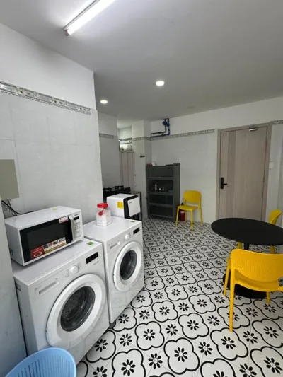 Toà nhà - P404 căn hộ mini Trung tâm thành phố HCM – Photos 6